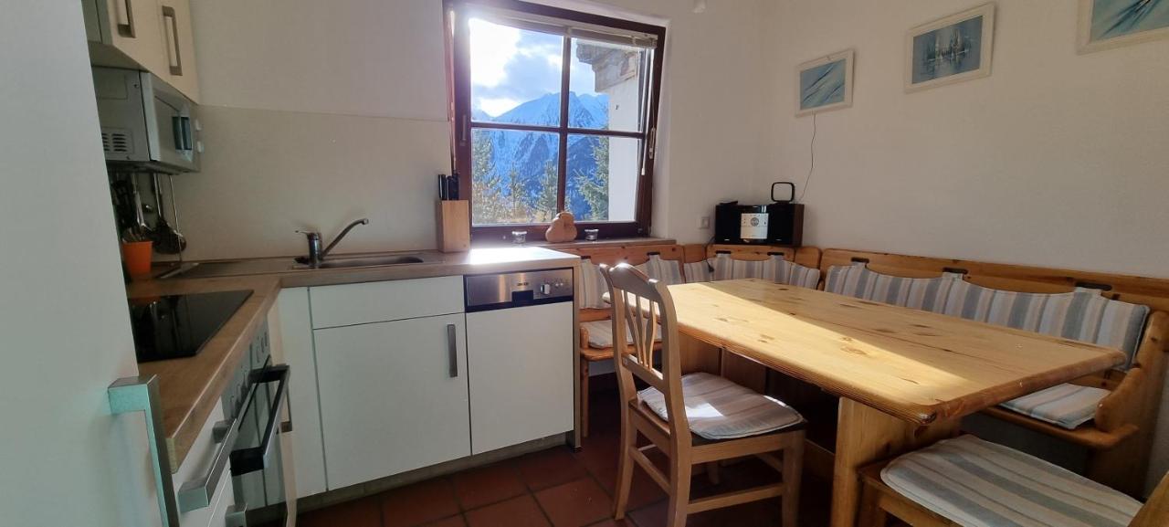 Ferienwohnung 4 Personen Alleinlage Am Wald Naehe Skigebiet Hochzeiger Jerzens Esterno foto